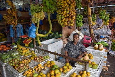 ބާޒާރުން ދިވެހި އަނބު "ގެއްލިއްޖެ"!