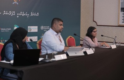 ތިން ދުވަހުން އެއް ދުވަހު ކޮންމެ ގެއަކުން އެކަކަށް ފިހާރައަކަށް ދާން 1 ގަޑިއިރަށް ނުކުމެވޭނެ: ޕޮލިސް