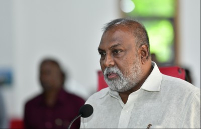 މީމުޒަވިޔަނި ވިދާޅުވަނީ އިންދާފައި ވަނީ މަގާ އެކަށީގެން ނުވާ ގަސްތަކެއް ކަމަށް!