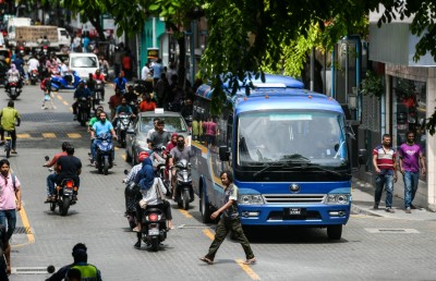 ބަސްތަކުން މާދަމާ އަގުނަގަން ފަށަނީ؛ ބަހުގައި ކަރުދާސް ޓިކެޓް ވިއްކާނެ