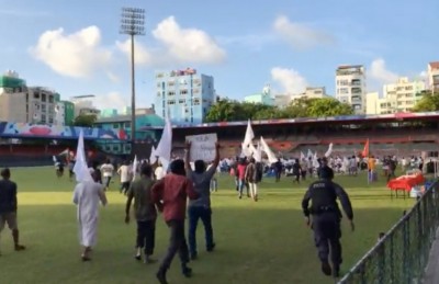 ޔޯގާ ހަމަނުޖެހުން: 18 މީހަކަށް ދައުވާކޮށްފި؛ ފަޒްލޫނާއި ނިޝާނާއި މުހައްމަދަށް ޓެރަރިޒަމްގެ ދައުވާ