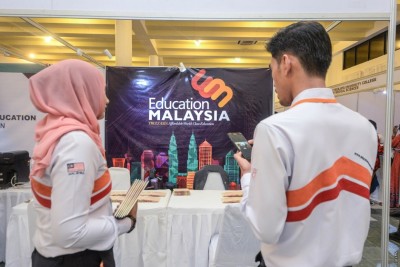 އައްޑުއާއި މާލޭގައި ބާއްވާ މެލޭޝިއާ އެޑިއުކޭޝަން އެކްސްޕޯ ބުރާސްފަތި ދުވަހު ފަށަނީ!