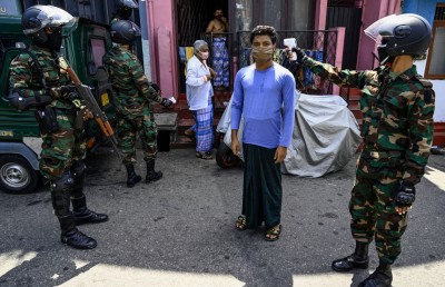 ކޮވިޑް-19: ލަންކާގެ ކަނޑުގެ ސިފައިންގެ ކޭމްޕެއްގައި ވައިރަސް ފެތުރެނީ