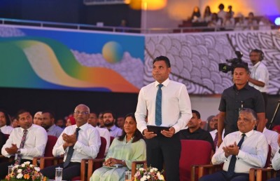 ތަރައްގީގައި ރަށްރަށް ބާކީނުކުރުމުން ޒުވާނުންނަށް ވަޒީފާގެ ފުރުސަތުތައް ގިނަވެއްޖެ: ރައީސް
