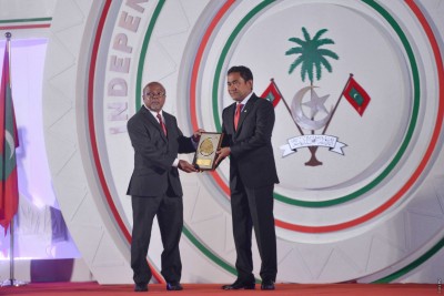 ޝަރަފްވެރިކަމުގެ އިނާމް 5 ބޭފުޅަކަށް އަދި ގައުމީ އިނާމް 15 ބޭފުޅަކަށް އަރުވައިފި