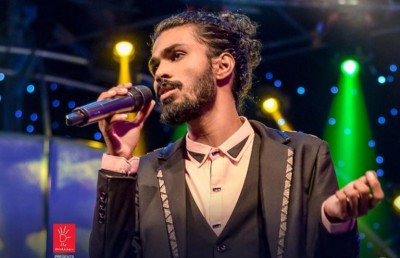 އިޝާން ލަވަކިޔުން ހުއްޓާލައިފި