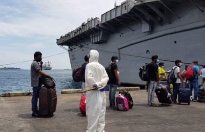 އިންޑިއާ މަނަވަރަށް މީހުން އަރުވައި ފުރަން ތައްޔާރުވަނީ