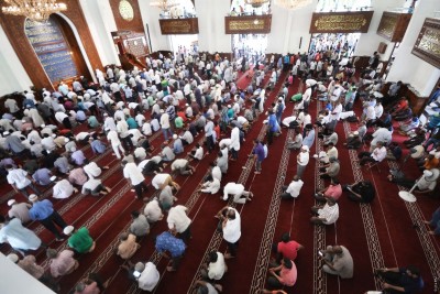 ރިޒްގާމެދު ފިކުރު ބޮޑުނުވޭ، މާތް ﷲ ރިޒްގު ދެއްވާނެ: ޚުތުބާ