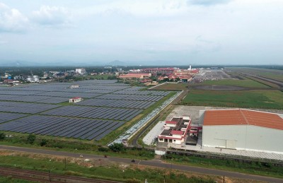 ކޮޗިން އެއާޕޯޓު: 100 ޕަސެންޓު ސޯލާ ހަކަތައިގެ ނަމޫނާ މިސާލެއް!