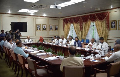 އިންޓަނެޓް މައްސަލާގައި ބޭއްވި ކޮމެޓީގެ ބައްދަލުވުމަށް ވެސް އިންޓަނެޓުގެ ހުރަސްތައް!
