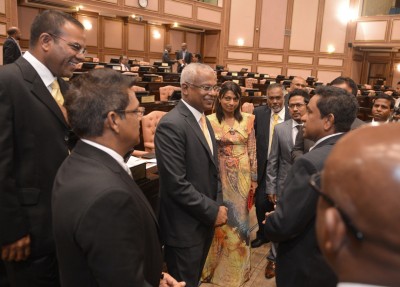 އިންތިހާބުގައި ވާދަކުރަނީ ރައީސް ޔާމީނާއި އިބޫ!