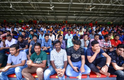 ބަންގްލަދޭޝްގެ 500 އަށް ވުރެ ގިނަ މީހުން މާދަމާ ފޮނުވާލަނީ