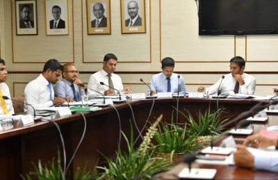 ބައެއް ކުންފުނިތަކާ ހެދި ދައުލަތަށް ބުރަ ބޮޑުވަނީ!