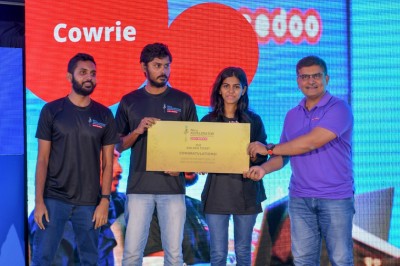 ނިރު ހެކަތަން ކައުރީއިން ކާމިޔާބުކޮށްފި، އެކްސެލެރޭޓާ ޕްރޮގްރާމަށް ހަތަރު ޓީމު