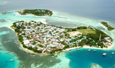 ގުރައިދުއަށް ދަތުރު ދިޔަ މީހަކު ގެނބިގެން މަރުވެއްޖެ