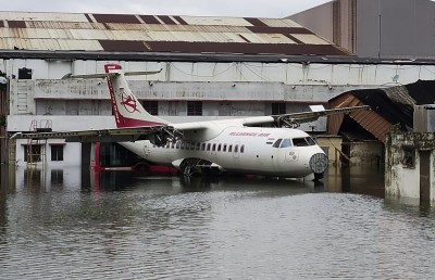 ބާރުގަދަ ތޫފާން އަމްފާންގައި ކަލްކަތާ ސުންނާފަތިކޮށްލައިފި