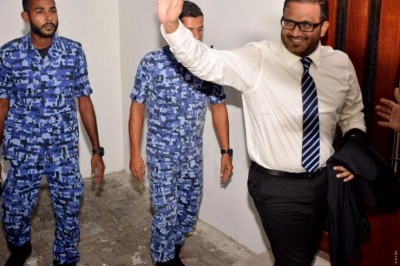 ތަހުގީގަށް ފިލޭނެ ފުރުސަތު އަދީބަށް ނުދިނުމަށް ރިލްވާންގެ އާއިލާއިން އެދިއްޖެ
