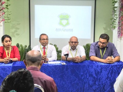 ގިނަ ކޯސްތަކާއެކު އެވިޑު ކޮލެޖްގެ ޖެނުއަރީ އިންޓޭކަށް ހުޅުވާލައިފި