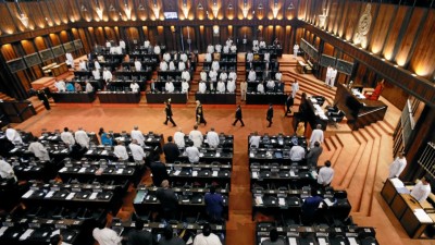 ލަންކާގެ ޕާލިމެންޓް ސަސްޕެންޑް ކޮށްފި