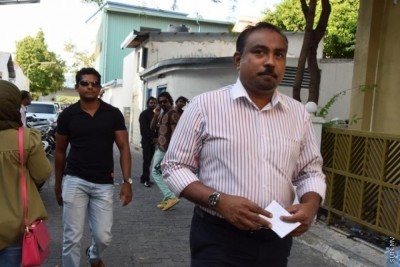 ކުރީގެ ޑިފެންސް މިނިސްޓަރު ތޮލްހަތު ދޫކޮށްލައިފި