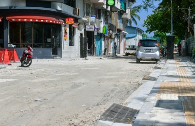 އަމީނީމަގުގައި ތާރު އެޅުން: ތިން މަސް މަސްވެއްޖެ، އެންމެ ތާރުކޮޅެއް ވެސް ނެތް!