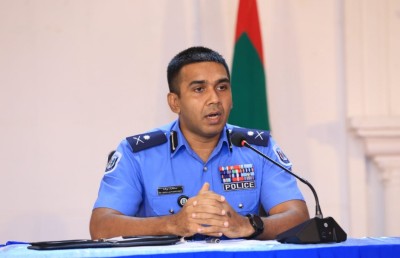 ވިޔަފާރިކުރެވޭނީ ހެނދުނު 9:00 އިން ރޭގަނޑު 9:00 އަށް