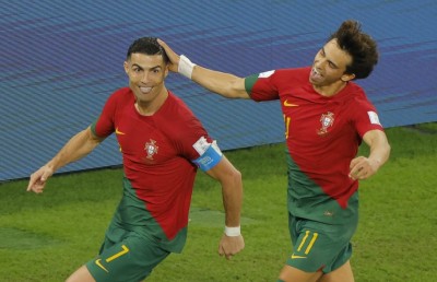 ޕޯޗުގަލް މޮޅުވިއިރު ރޮނާލްޑޯ ރެކޯޑް ހަދައިފި