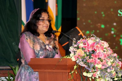 އާޒިމާ ޝުކޫރު އިސްތިއުފާ ދެއްވައިފި