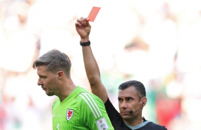 އިރާނަށް އުންމީދު، ފުރަތަމަ ރަތްކާޑް ވޭލްސްގެ ކީޕަރަށް