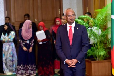 "ސިޔާސީ ހައްޔަރީން މިނިވަންކުރުމާ ބެހޭ ކޮމިޓީ" ރައީސުލްޖުމްހޫރިއްޔާ އެކުލަވައިލައްވައިފި