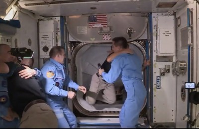 ގަޑިއަކު 17،500 މޭލުގެ ބާރު މިނުގައި 19 ގަޑިއިރު ދަތުރު ކާމިޔާބު