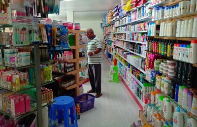 އައްޑޫގެ ފިހާރަތައް އަނެއްކާވެސް ރޭގަނޑު ބަންދު، ޑެލިވަރީގެ ހިދުމަތެއް ވެސް ނުލިބޭނެ