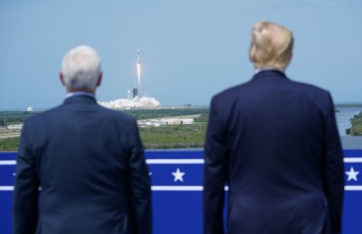 އަމިއްލަ ކުންފުންޏެއްގެ އުޅަނދެއްގައި ނާސާގެ އޮސްޓްރޮނޯޓުން ފުރަތަމަ ފަހަރަށް ޖައްވަށް