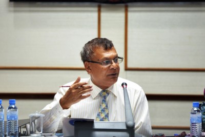 އިދާރާތަކުން އެދޭ ވަރަކަށް ބަޖެޓެއް ނުދެވޭނެ: މުގައްރިރު