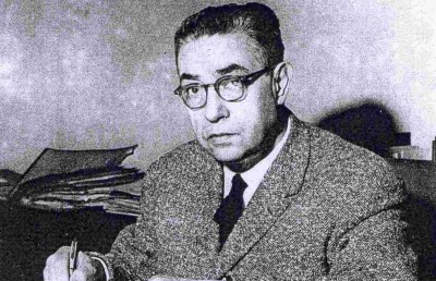 ވޯލްޑް ކަޕް ޓްރޮފީ ފީފާގެ ނައިބް ރައީސްގެ އެނދުތަންދޮށަށް