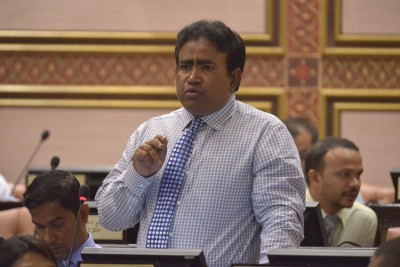 އަހަރީ ފީ ނުދައްކާ ކުންފުނިތައް އުވާލެވާލުމުގެ ބާރު ދޭ އިސްލާހު ފާސް ކޮށްފި