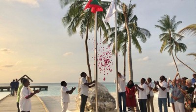 ސަން އަކުއާ އިރުވެލި ރިސޯޓު ހުޅުވައިފި