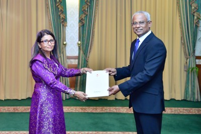 ދެ ބޭފުޅަކަށް ސްޓޭޓް މިނިސްޓަރުކަން ދެއްވައިފި