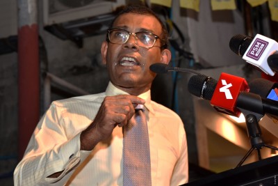 ދެން ހޮވޭ މަޖިލީހުގައި އަޅުގަނޑު އިންނާނެ: ނަޝީދު