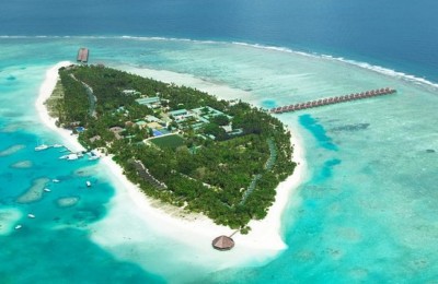 މޫދަށް އެރި އުޅުނު ދެ ފަތުރުވެރިއަކު މަރުވެއްޖެ