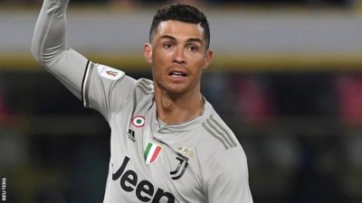 ރޭޕްކުރި ކަމުގެ ހެކި ހޯދަން މަޔޯގާގެ ވަކީލު ރޮނާލްޑޯގެ ކުރީގެ ލޯބިވެރިޔާ ގާތަށް!