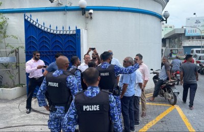 ޔާމީންގެ ޝަރީއަތް ނިމުނު ގޮތުގެ ރިޕޯޓް ދޫކުރުން ލަސްވާތީ އިދިކޮޅުން ކޯޓަށް