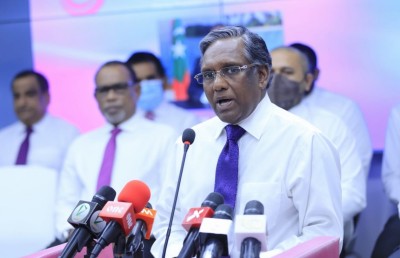 އިދިކޮޅު ކޯލިޝަންގެ އެޑްވައިޒަރަކަށް ކުރީގެ ރައީސް ވަހީދު