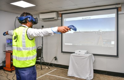 އެއާޕޯޓުގެ ރޭމްޕް ޓްރެއިންތަކުގައި ވީއާރް ޓެކްނޮލޮޖީ ބޭނުން ކުރަން ފަށައިފި