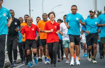 ޗައިނާ-ރާއްޖެ ގުޅުން ރަމްޒުކޮށްދޭ ދުވުމެއް 300އަށް ވުރެ ގިނަ ބައިވެރިންނާ އެކު ބާއްވައިފި
