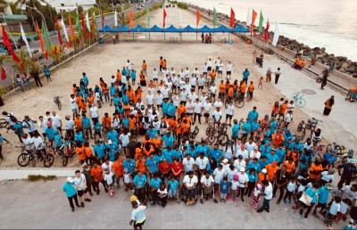 ޗައިނާ-ރާއްޖެ ގުޅުން ރަމްޒުކޮށްދޭ ދުވުމެއް 300އަށް ވުރެ ގިނަ ބައިވެރިންނާ އެކު ބާއްވައިފި