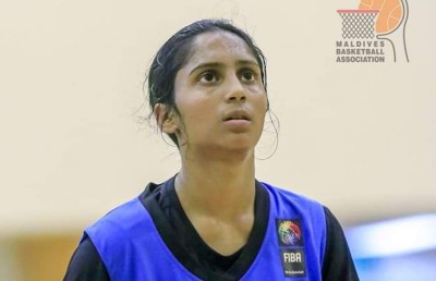އަމްރާ: ކިޔެވުމުގައި ނަމޫނާއެއް، ބާސްކެޓްބޯޅައިގައި ތަރިއެއް