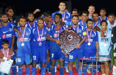 ގޮފާގެ ފޮތުން ސަފުހާއެއް: ސަޕޯޓަރުން ކުރިމަތީ ކުޅުންތެރިން ލަދުގަންނަވާލުން