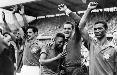 ބައްޕަ އަށް ޕެލޭ ވީ ވައުދު: ފެށުނީ ވެސް، ނިމުނީ ވެސް ކަރުނައިން