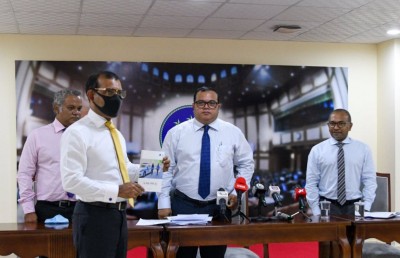މަޖިލީހުން ފުލުހުންގެ މިނިވަންކަމަކާ ނުބެހޭނެ: އަސްލަމް
